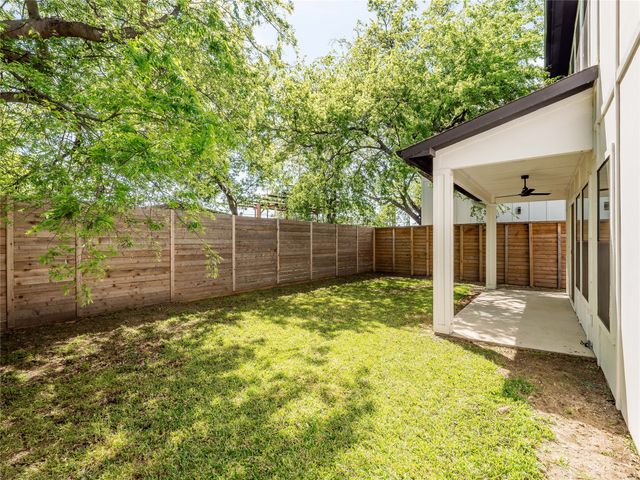 1958 Toronto Street, Dallas, TX 75212