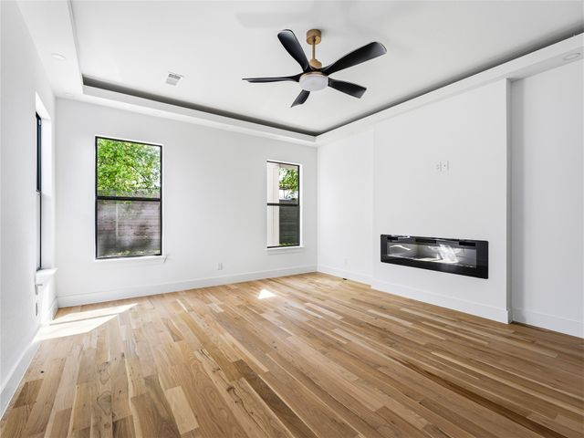 1958 Toronto Street, Dallas, TX 75212