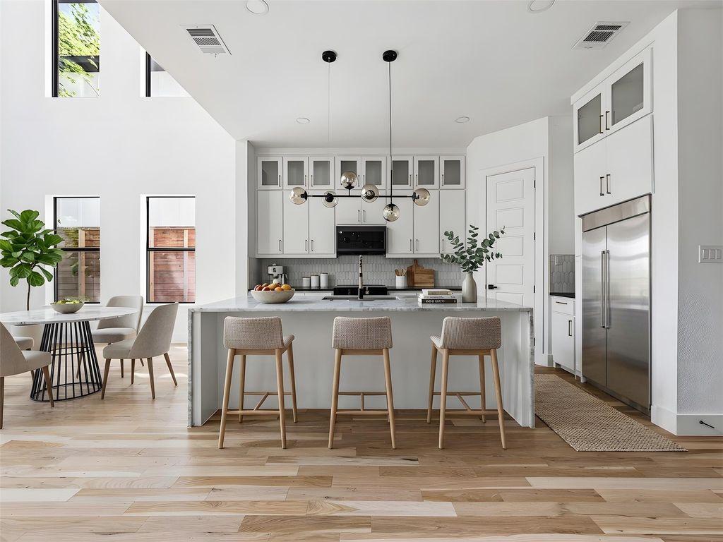 1958 Toronto Street, Dallas, TX 75212