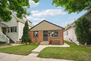 3760 S Kansas AVENUE, Milwaukee, WI 53207