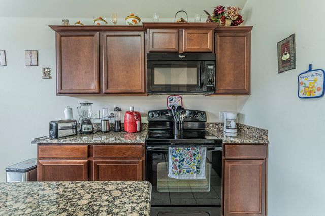 108 Eider Drive, Sanger, TX 76266