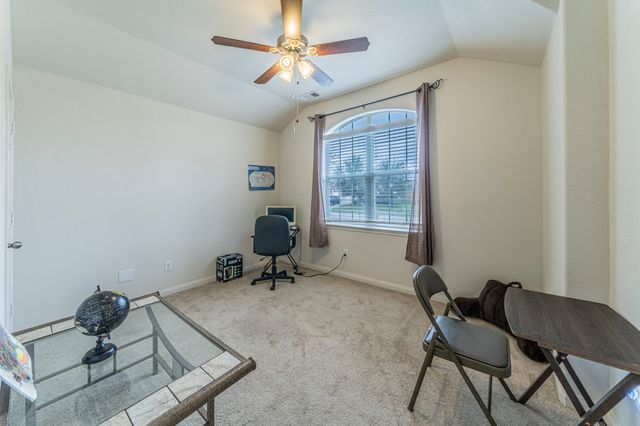 108 Eider Drive, Sanger, TX 76266