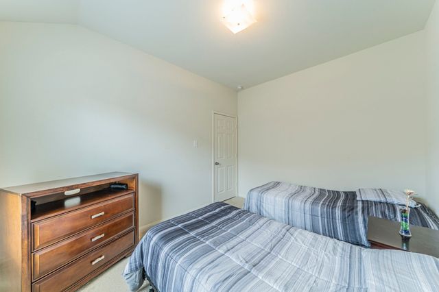 108 Eider Drive, Sanger, TX 76266