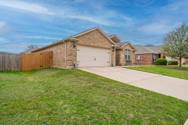 108 Eider Drive, Sanger, TX 76266
