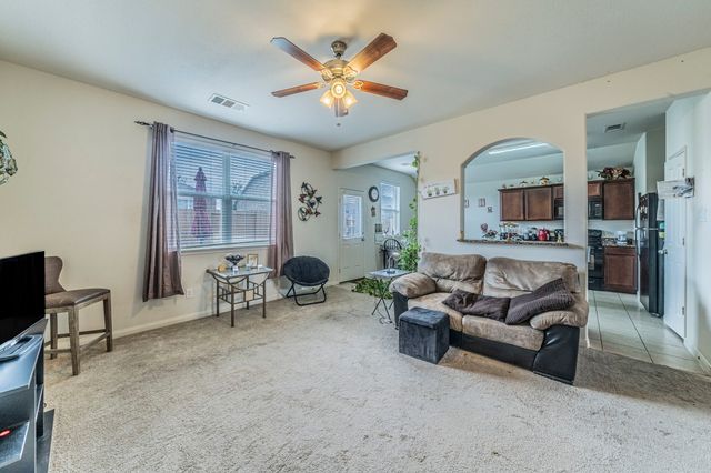 108 Eider Drive, Sanger, TX 76266