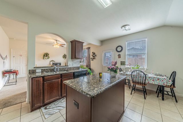 108 Eider Drive, Sanger, TX 76266