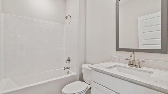 109 Creekridge Street, Headland, AL 36345