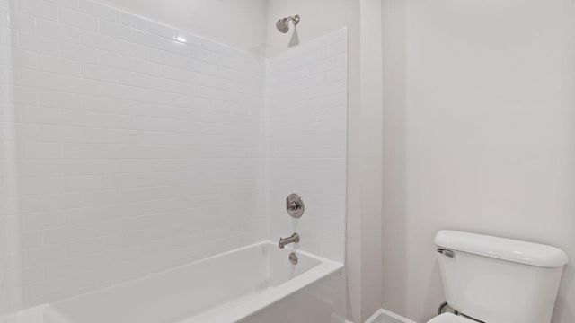 109 Creekridge Street, Headland, AL 36345