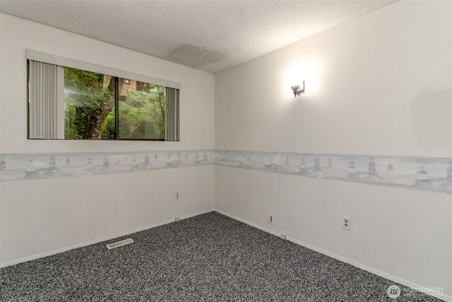 4917 145th Avenue SE, Bellevue, WA 98006