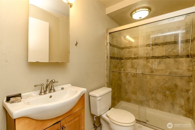 4917 145th Avenue SE, Bellevue, WA 98006
