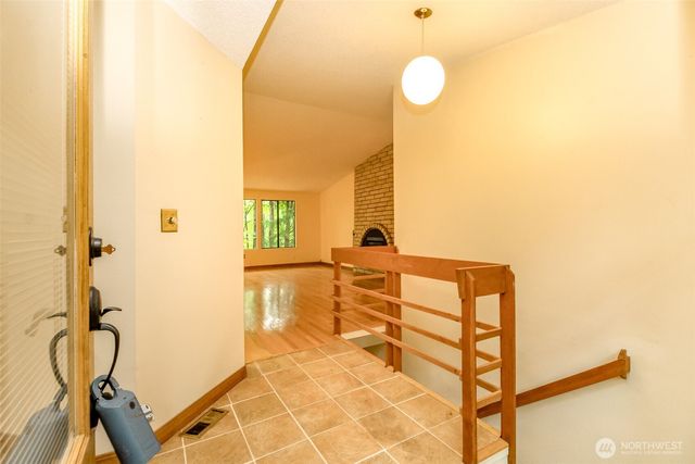 4917 145th Avenue SE, Bellevue, WA 98006