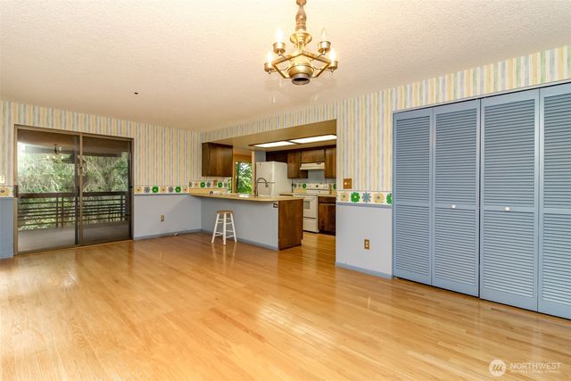 4917 145th Avenue SE, Bellevue, WA 98006