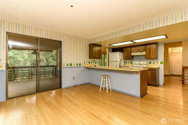 4917 145th Avenue SE, Bellevue, WA 98006
