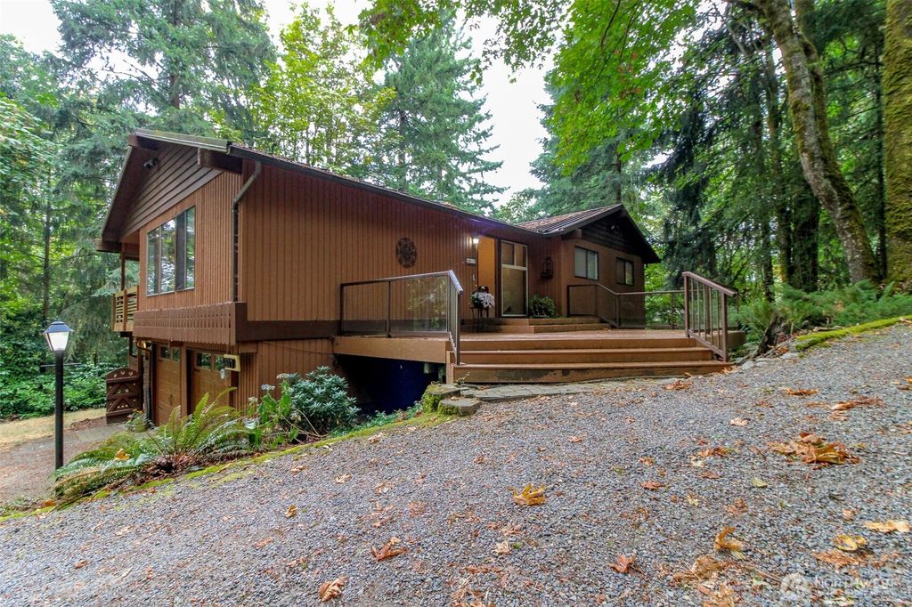 4917 145th Avenue SE, Bellevue, WA 98006