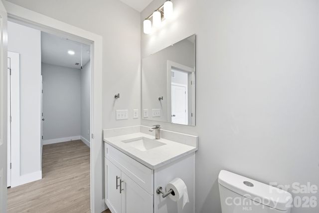 1111 W 7th Avenue, Gastonia, NC 28052