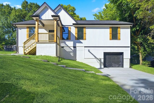 1111 W 7th Avenue, Gastonia, NC 28052