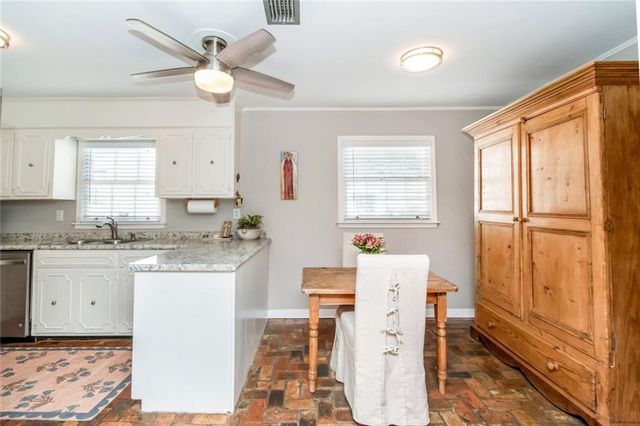 3520 Springwood Drive E, Mobile, AL 36608