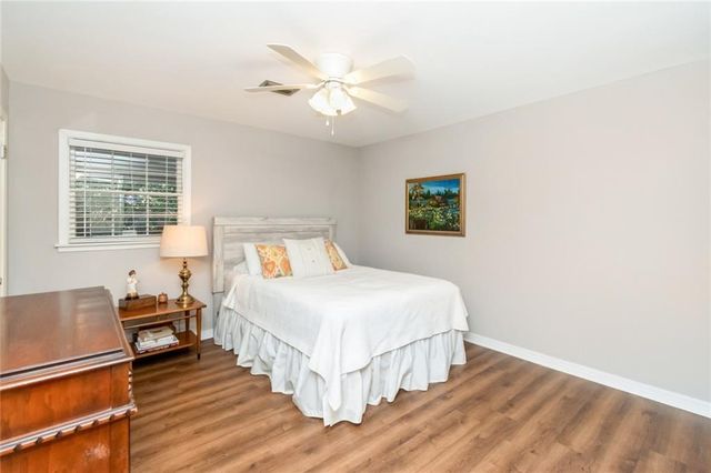 3520 Springwood Drive E, Mobile, AL 36608