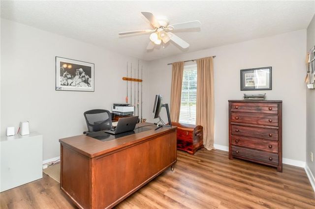 3520 Springwood Drive E, Mobile, AL 36608