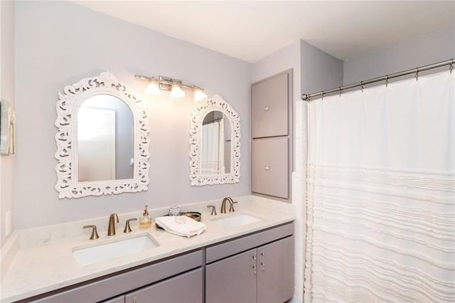 3520 Springwood Drive E, Mobile, AL 36608