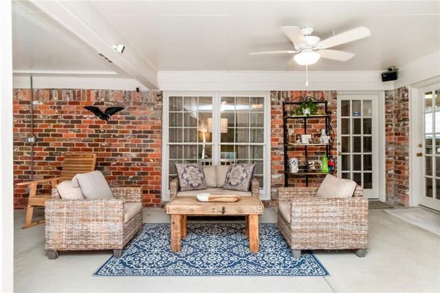 3520 Springwood Drive E, Mobile, AL 36608