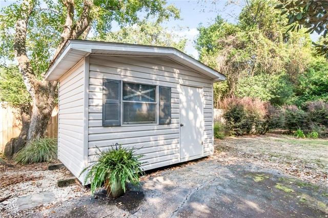 3520 Springwood Drive E, Mobile, AL 36608