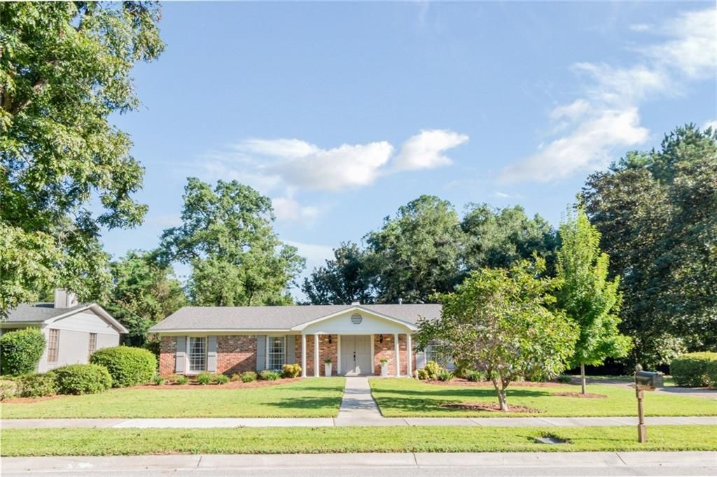 3520 Springwood Drive E, Mobile, AL 36608 — photo 2