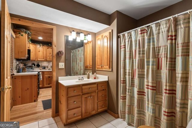 51 Cornerstone Court 68, Mccaysville, GA 30555