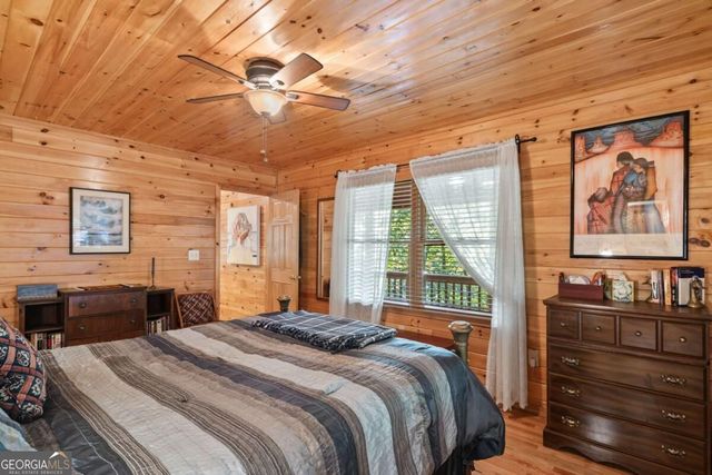 51 Cornerstone Court 68, Mccaysville, GA 30555