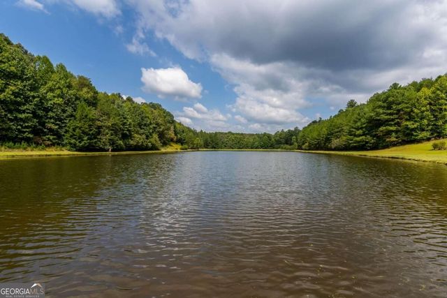 51 Cornerstone Court 68, Mccaysville, GA 30555