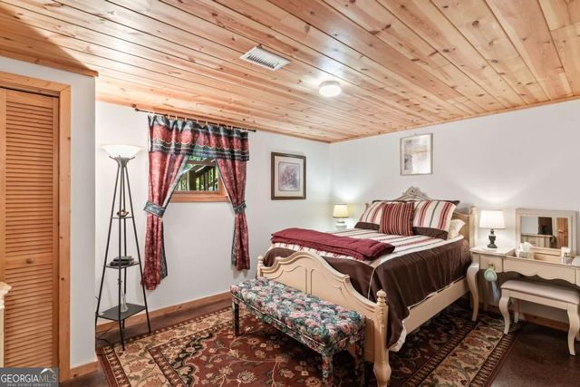 51 Cornerstone Court 68, Mccaysville, GA 30555