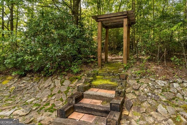 51 Cornerstone Court 68, Mccaysville, GA 30555