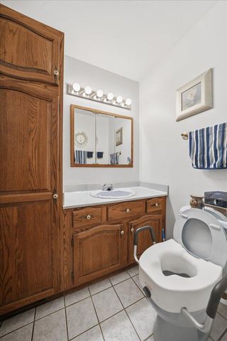 1125 Woodhollow Drive, Schererville, IN 46375