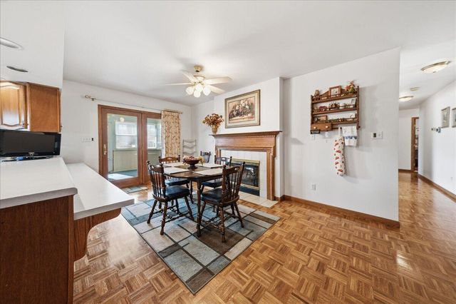 1125 Woodhollow Drive, Schererville, IN 46375