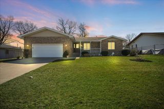1125 Woodhollow Drive, Schererville, IN 46375
