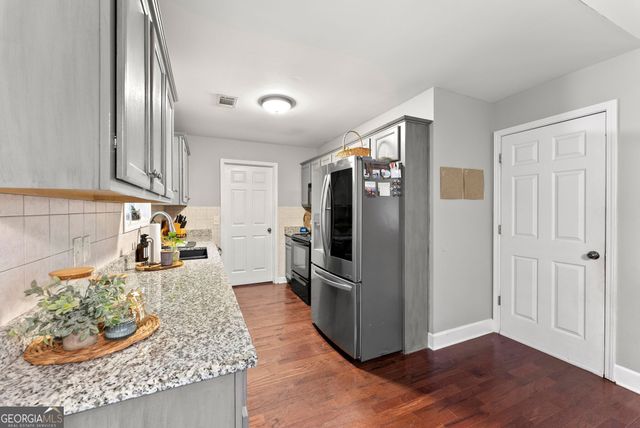 136 Mountain Overlook Drive, Cleveland, GA 30528