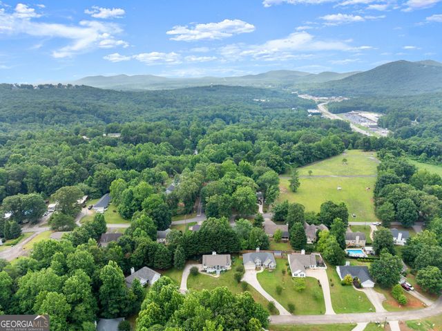 136 Mountain Overlook Drive, Cleveland, GA 30528