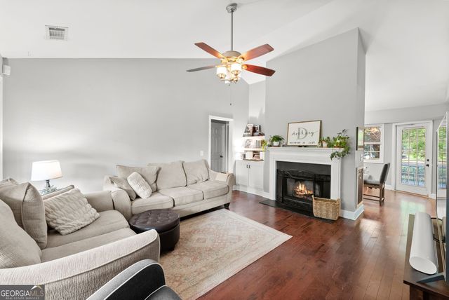 136 Mountain Overlook Drive, Cleveland, GA 30528