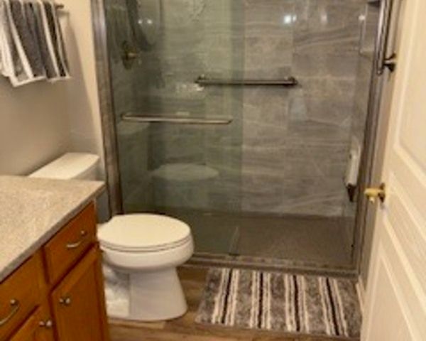 16637 Serene Lake Way, Crest Hill, IL 60403