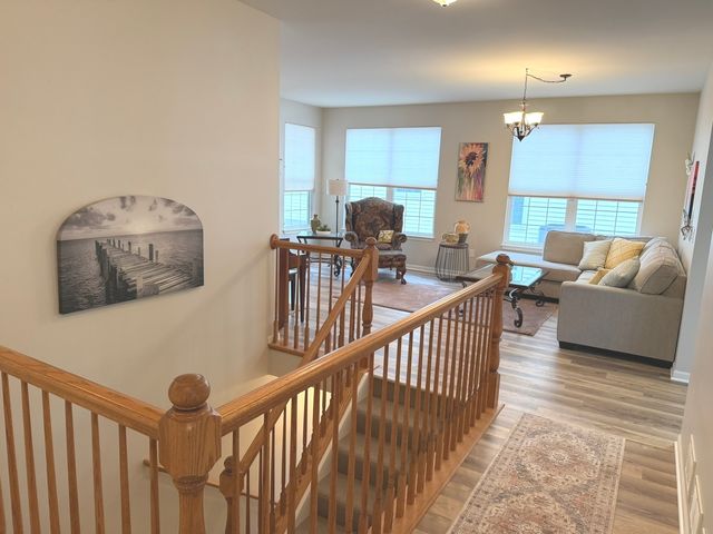 16637 Serene Lake Way, Crest Hill, IL 60403