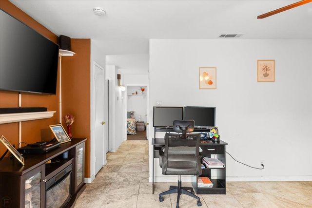 6828 Butler Ct, Stockton, CA 95219