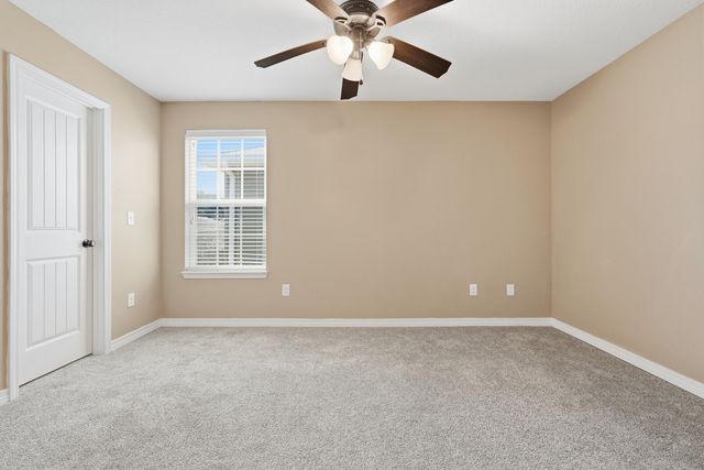 499 Eisenhower Drive, Crestview, FL 32539