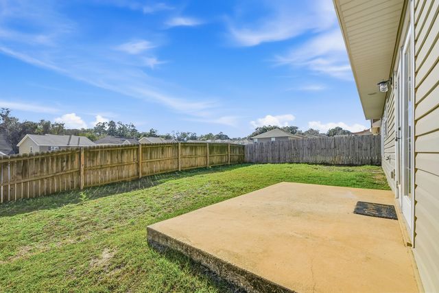 499 Eisenhower Drive, Crestview, FL 32539