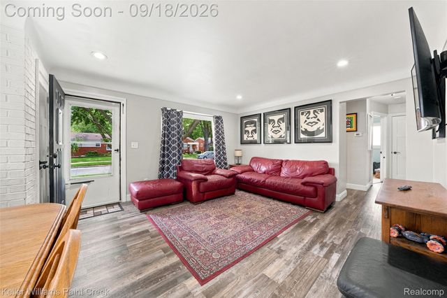 29237 Boston Street, St. Clair Shores, MI 48081