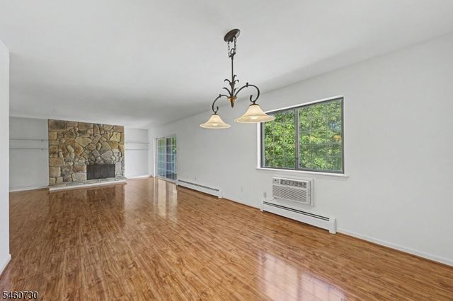 6 F Foxwood Dr, Morris Plains Boro, NJ 07950