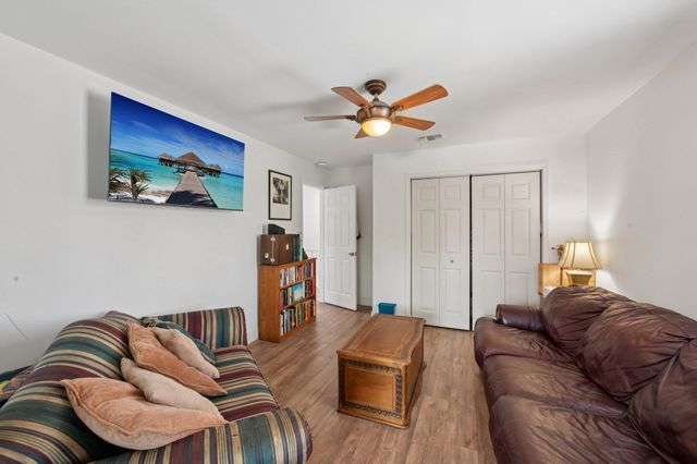 8404 SW 20th Street, North Lauderdale, FL 33068