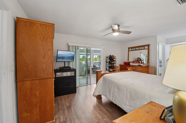 8404 SW 20th Street, North Lauderdale, FL 33068