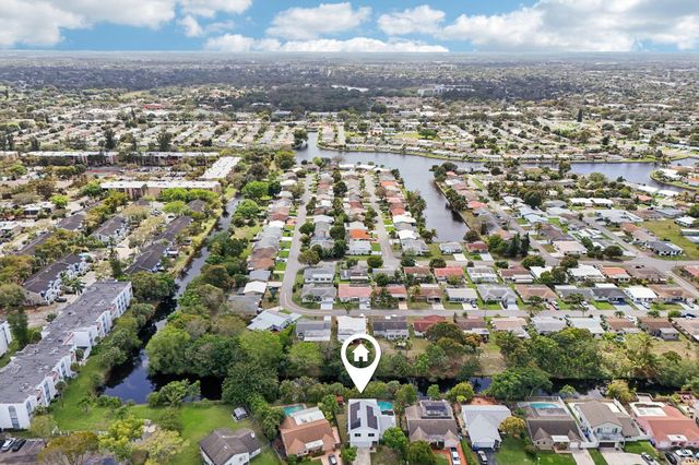 8404 SW 20th Street, North Lauderdale, FL 33068