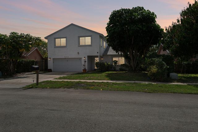 8404 SW 20th Street, North Lauderdale, FL 33068