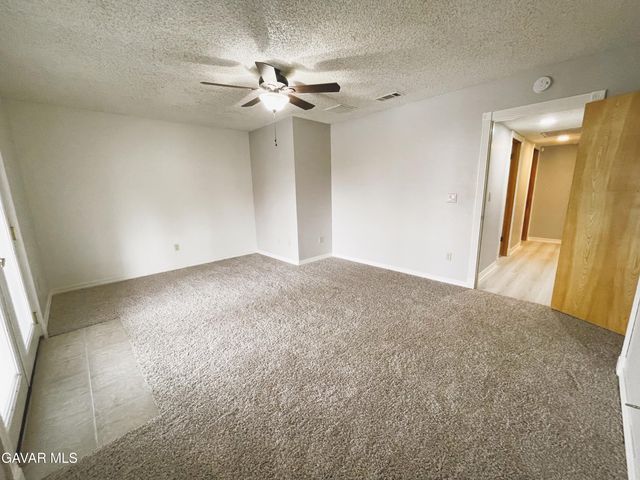 7343 Bay Avenue, California City, CA 93505